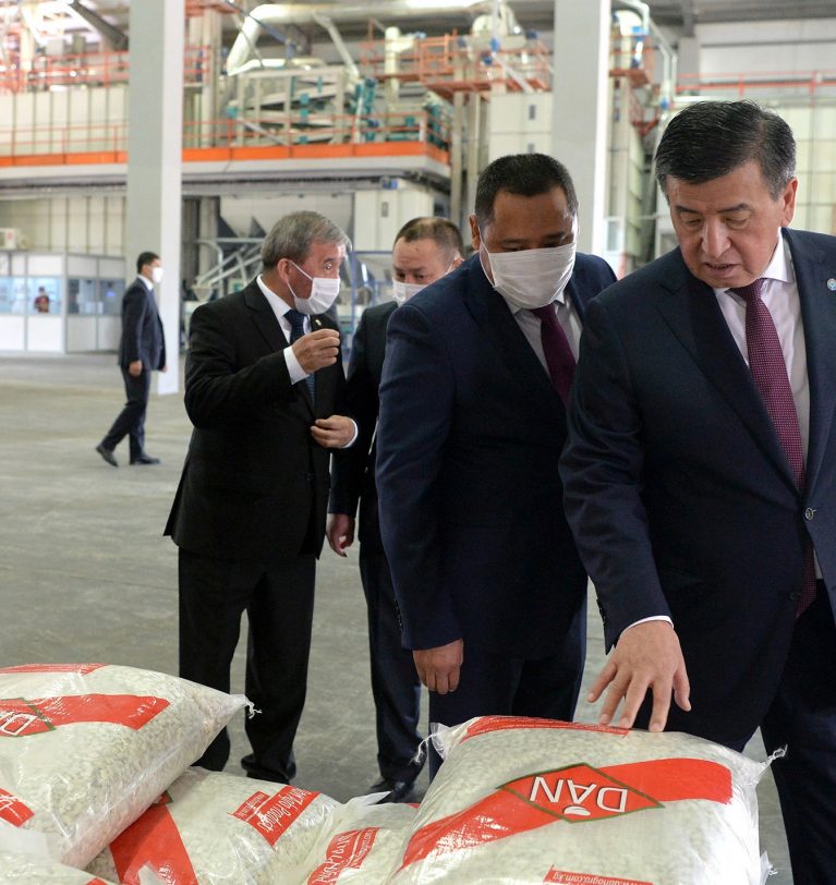 Президент Кыргызской Республики посетил предприятие «Дан Агро Продукты».